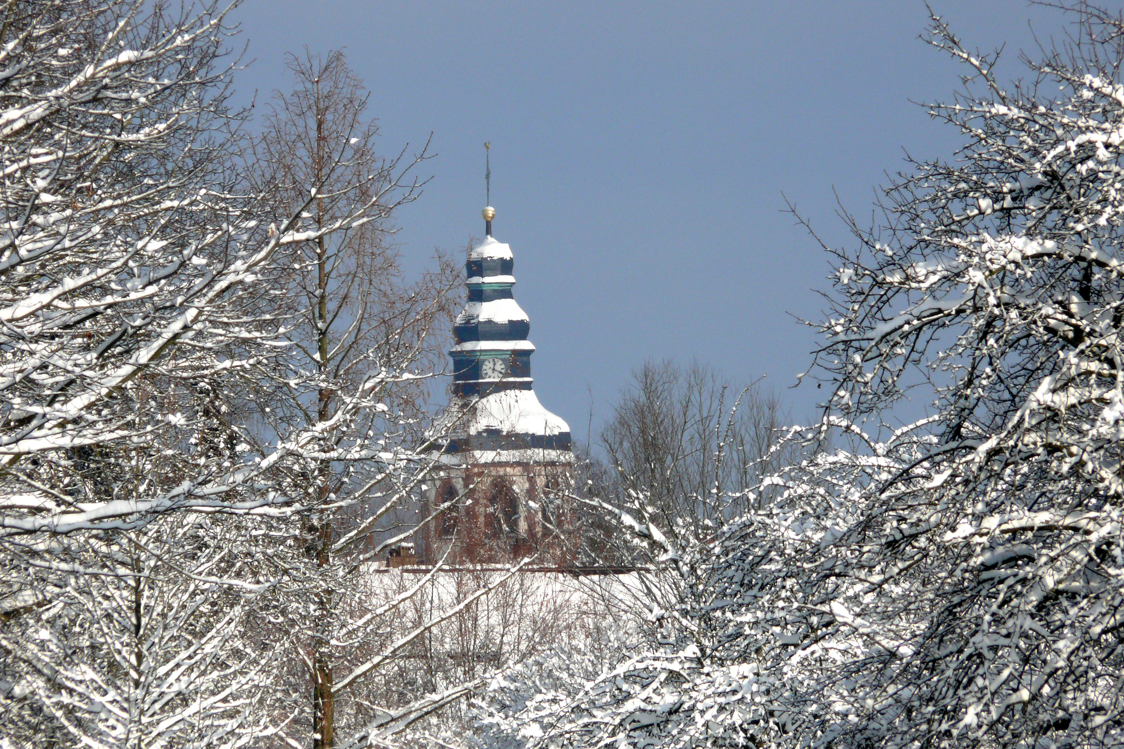 Ettlinger Martinskirche im Schnee